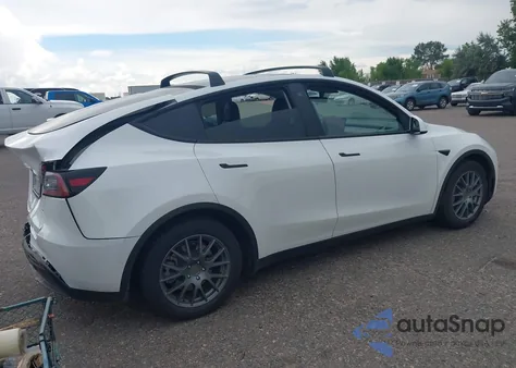 2021 Tesla Model Y Long Range Dual Motor All-Wheel Drive из США, поврежденный, VIN 5YJYGAEE9MF183382